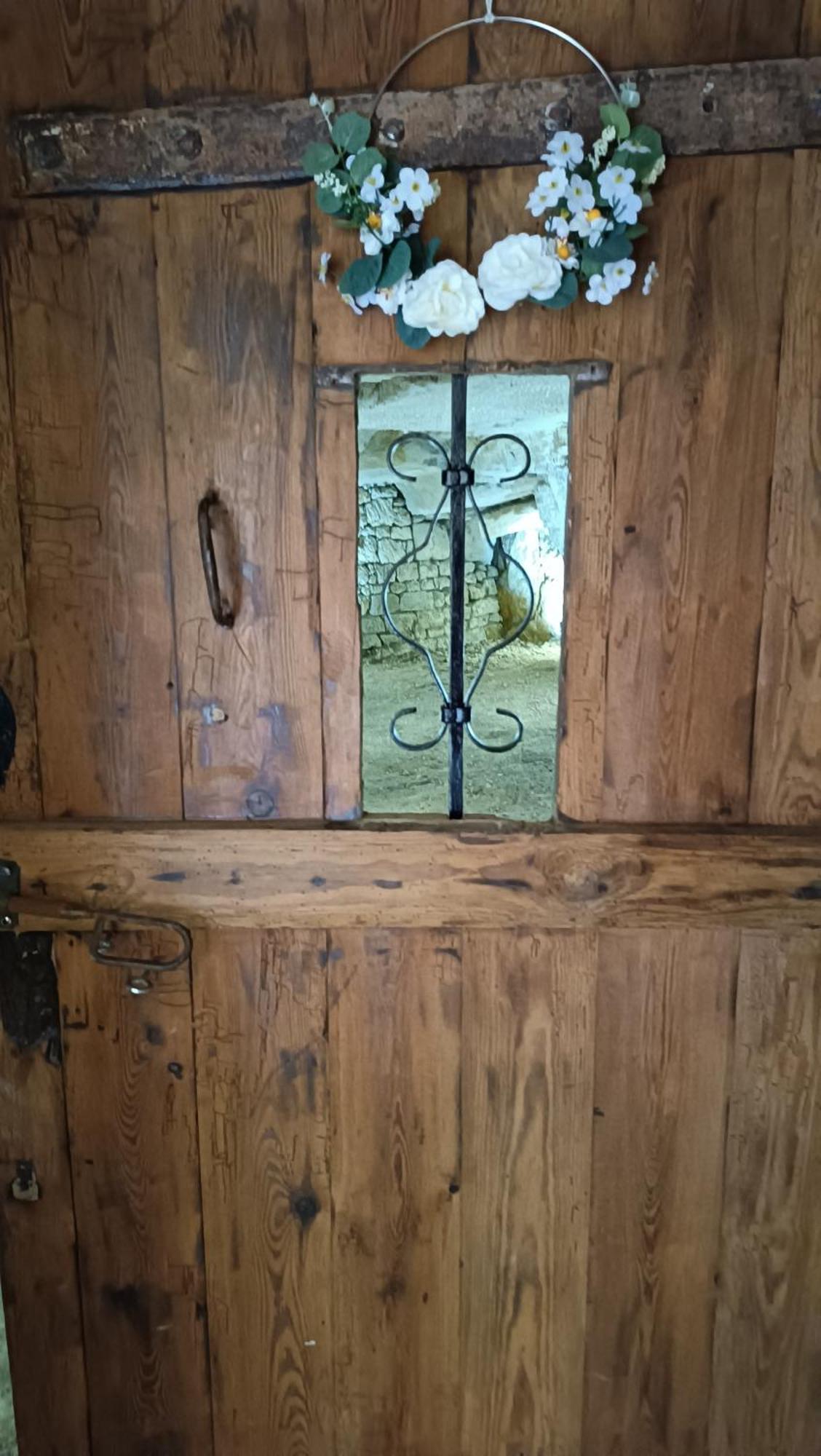 Meuble De Tourisme Petit Chail Saint Savinien エクステリア 写真